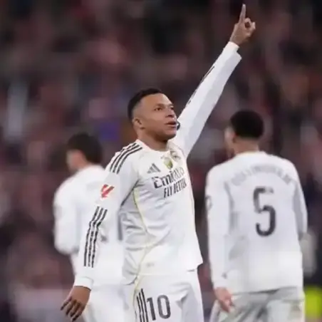 Mbappé’s Expanding Game Signals Big Future