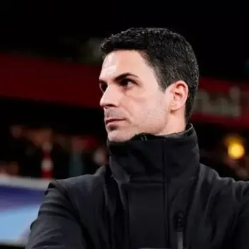 Arsenal Weather Pressure While Rivals Struggle