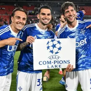 Como Miracle Shakes Italian Football Forever