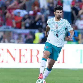 Madrid Target Mourinho Backed Defender